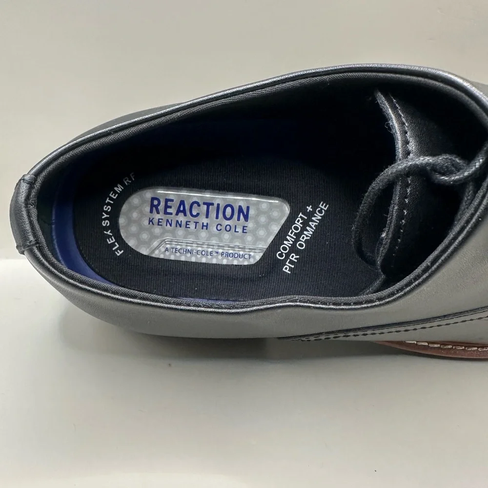 Kenneth Cole Black Oxfords with Tan Sole - Picture 6 of 7